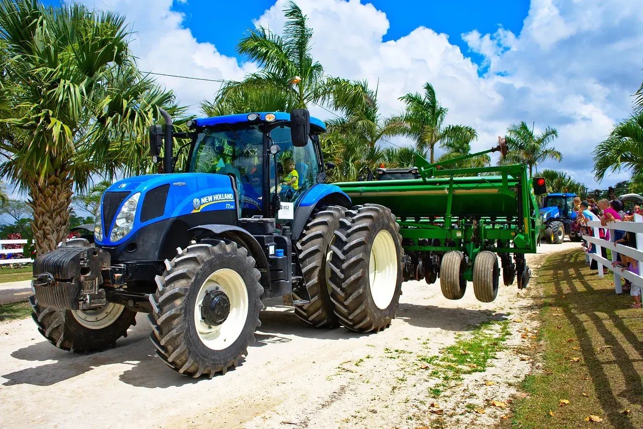 New Holland T7 LNG — traktor na zemní plyn přijíždí do České republiky