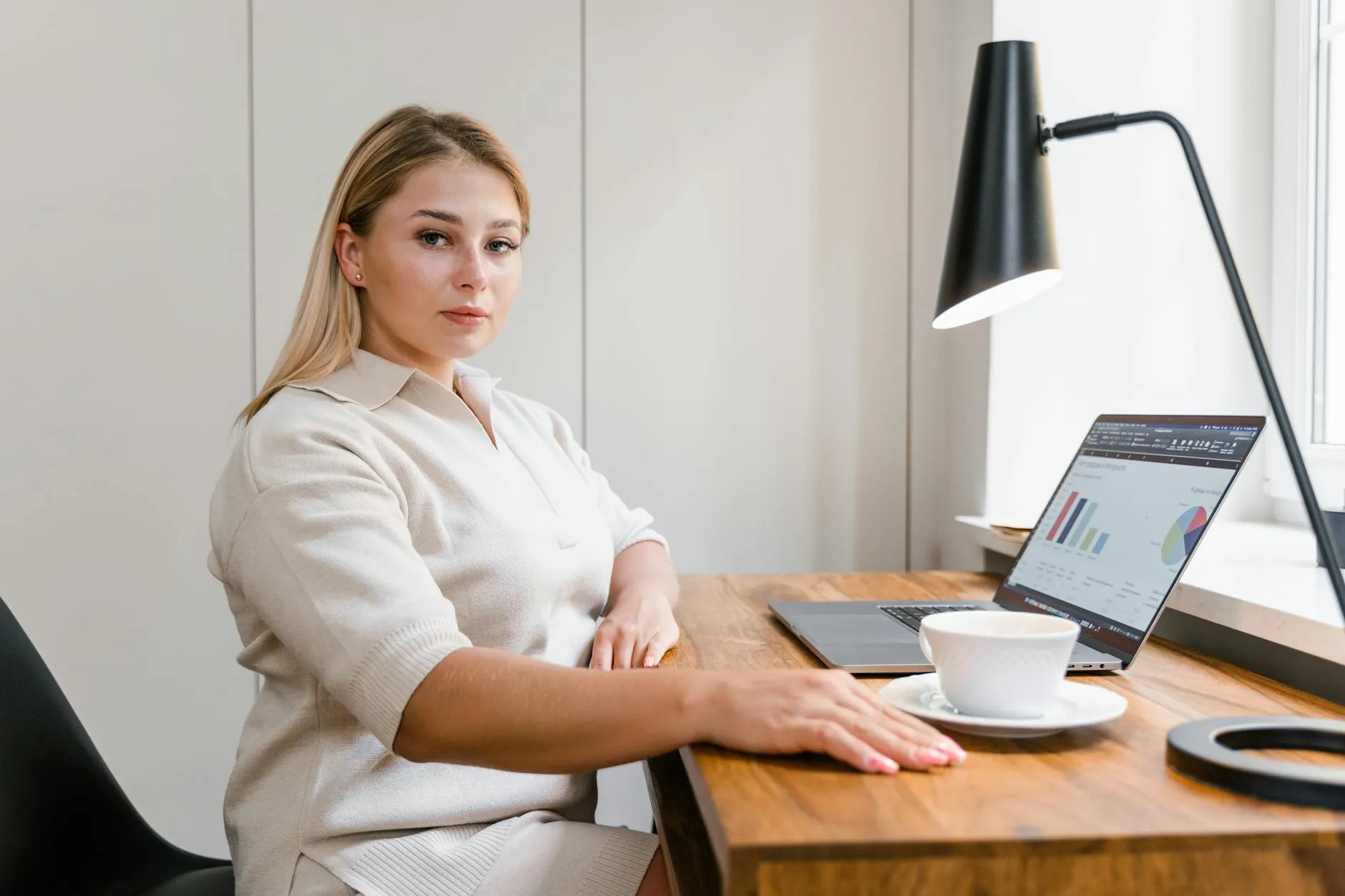 Jak efektivně řídit finance v nejisté době: Strategie pro ženy