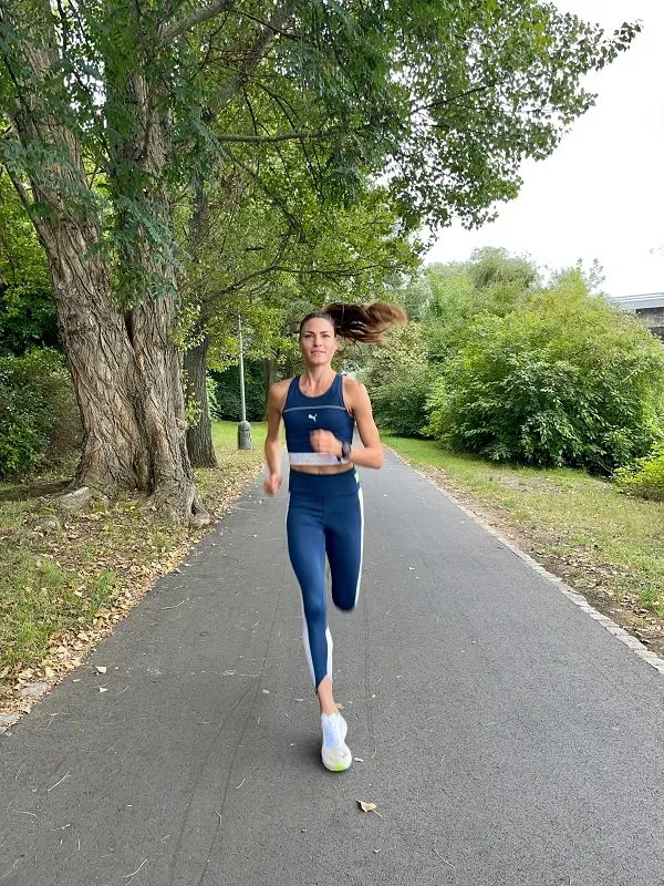 PUMA vítá do svého hvězdného týmu českou olympijskou běžkyni Marcelu Joglovou