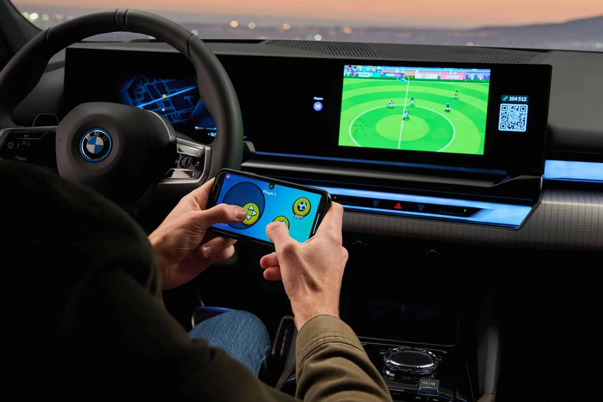 Nová řada BMW 5 přináší hraní her přímo do automobilu